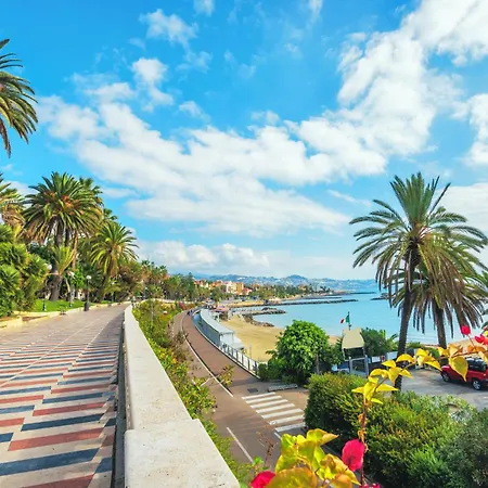 Matteo's Flat For 4 - Happy * San Remo