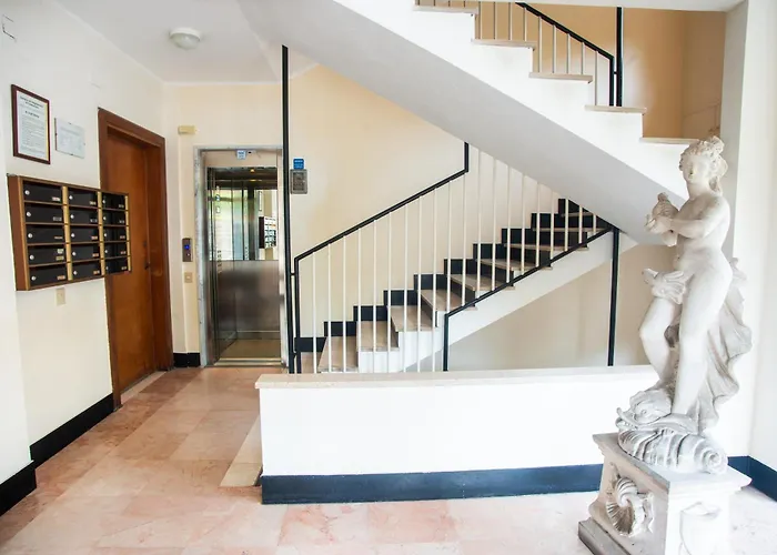 Matteo's Flat - Happy *