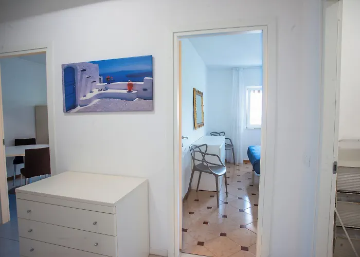 Matteo's Flat - Happy